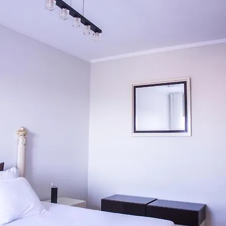 Tower View By Soulsharing.porto Apartment *